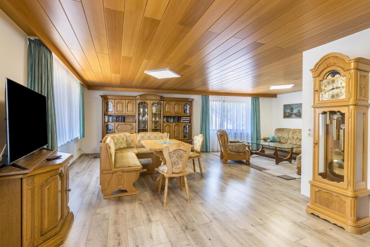 B463 Penthouse Apartman Albstadt Kültér fotó