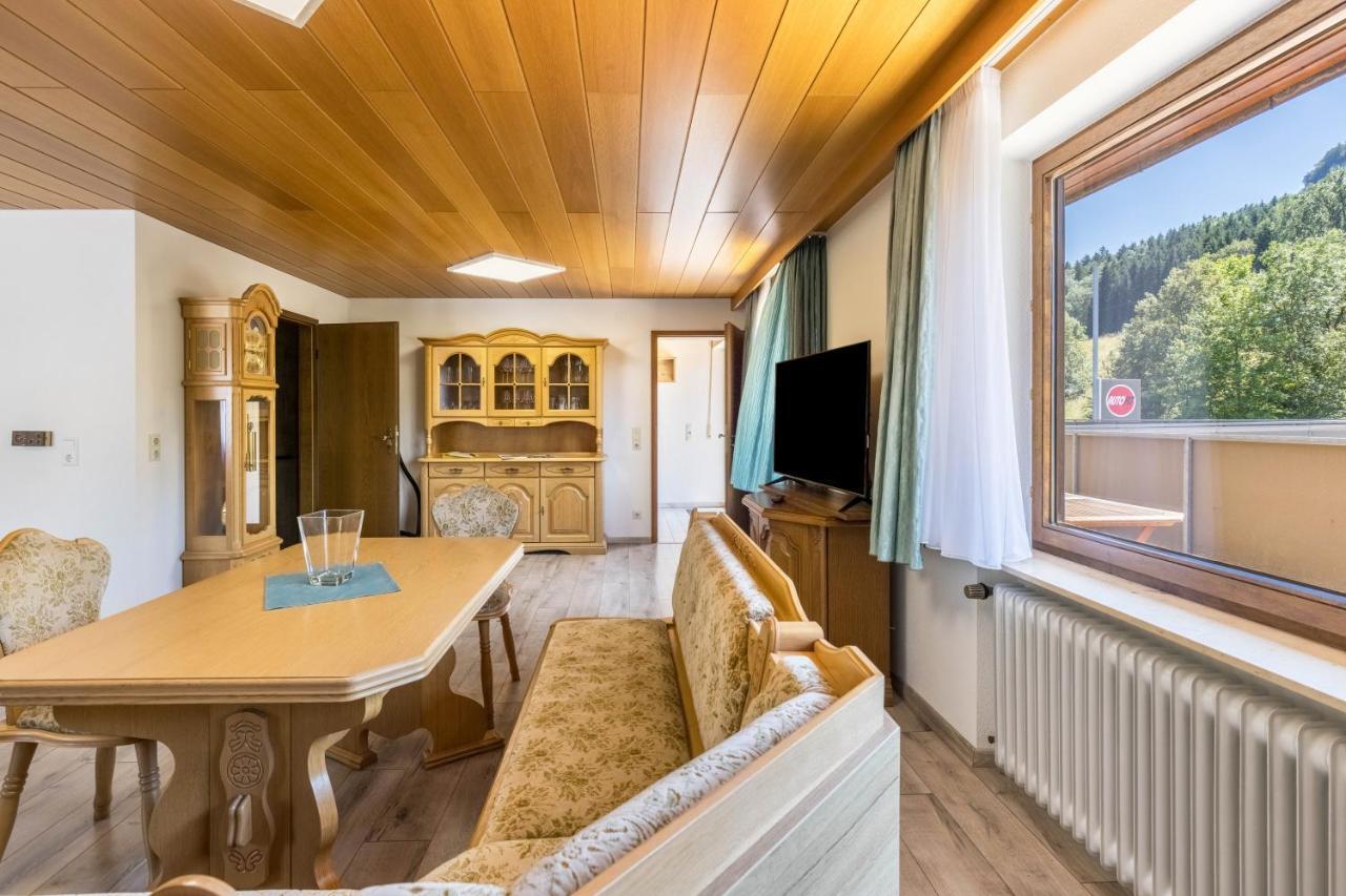 B463 Penthouse Apartman Albstadt Kültér fotó
